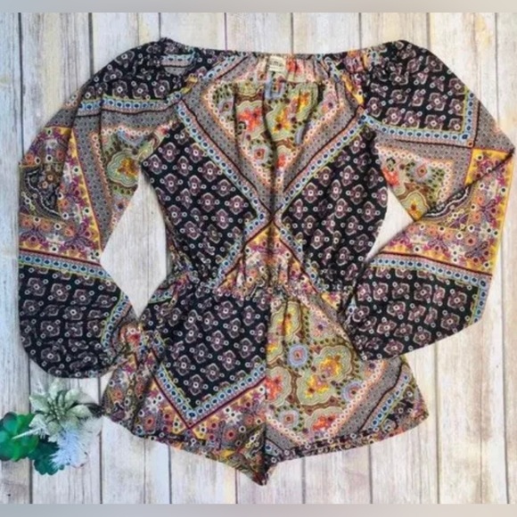 Show Me Your Mumu Paisley Mixed Print Bohemian Long Sleeve Romper - Picture 8 of 10